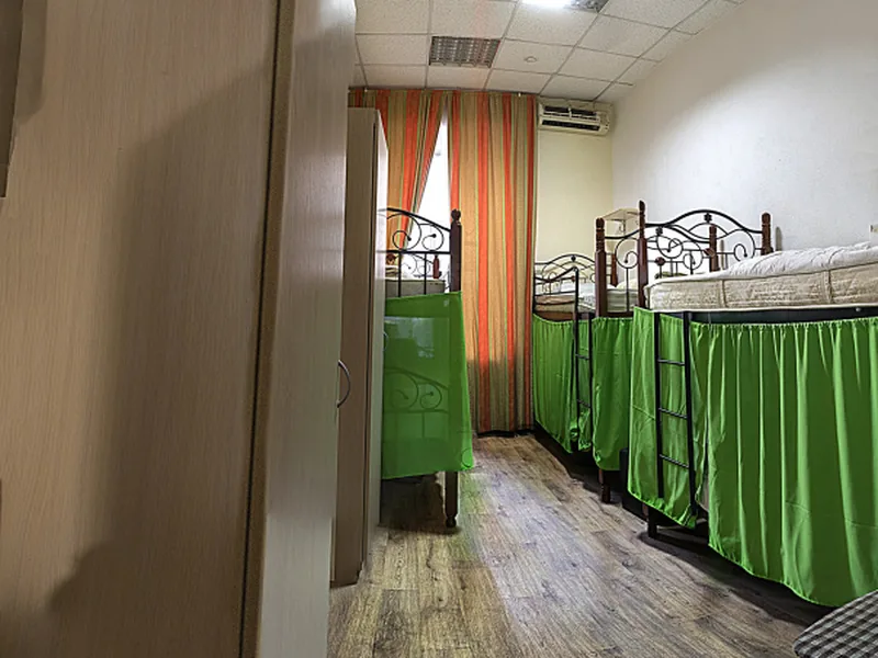 Кровать в общем номере в жилом помещении «Комфорт Парк»
